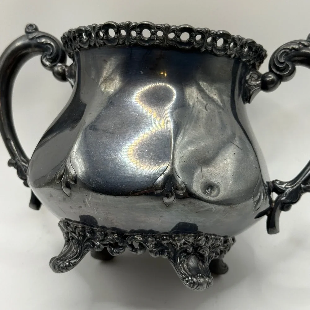 Wilcox Silver Plate Co 5081 Quadruple Plate Ornate Footed Sugar Bowl Antique